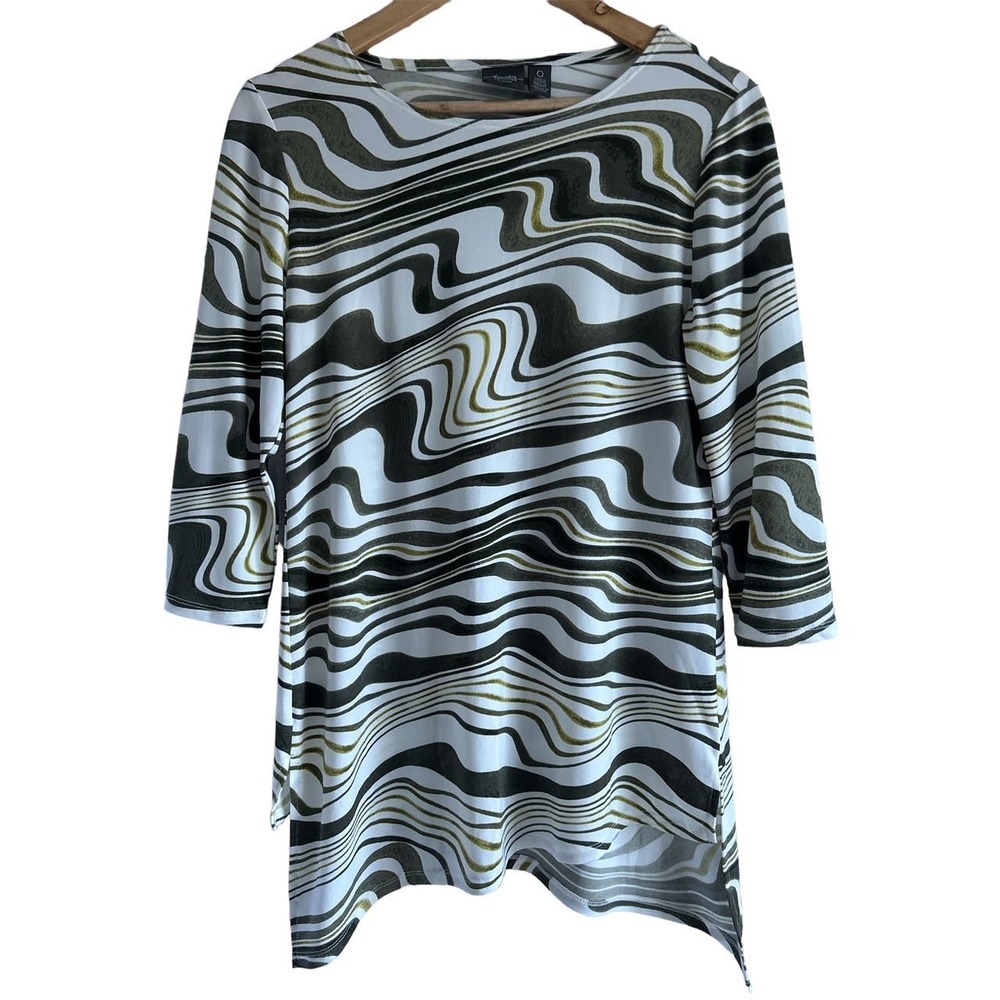 Chicos Travelers Size Small Artzy Asymmetrical Hem Abstract Print Blouse‎ Top